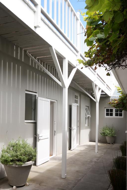 Ocean Eleven Guesthouse Hermanus Exterior foto