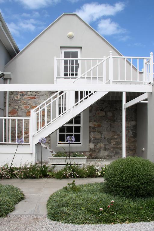 Ocean Eleven Guesthouse Hermanus Exterior foto