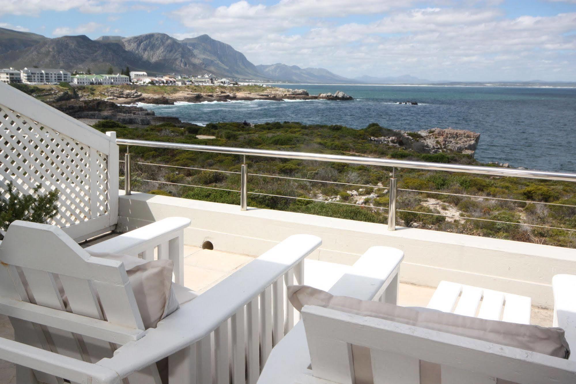 Ocean Eleven Guesthouse Hermanus Exterior foto